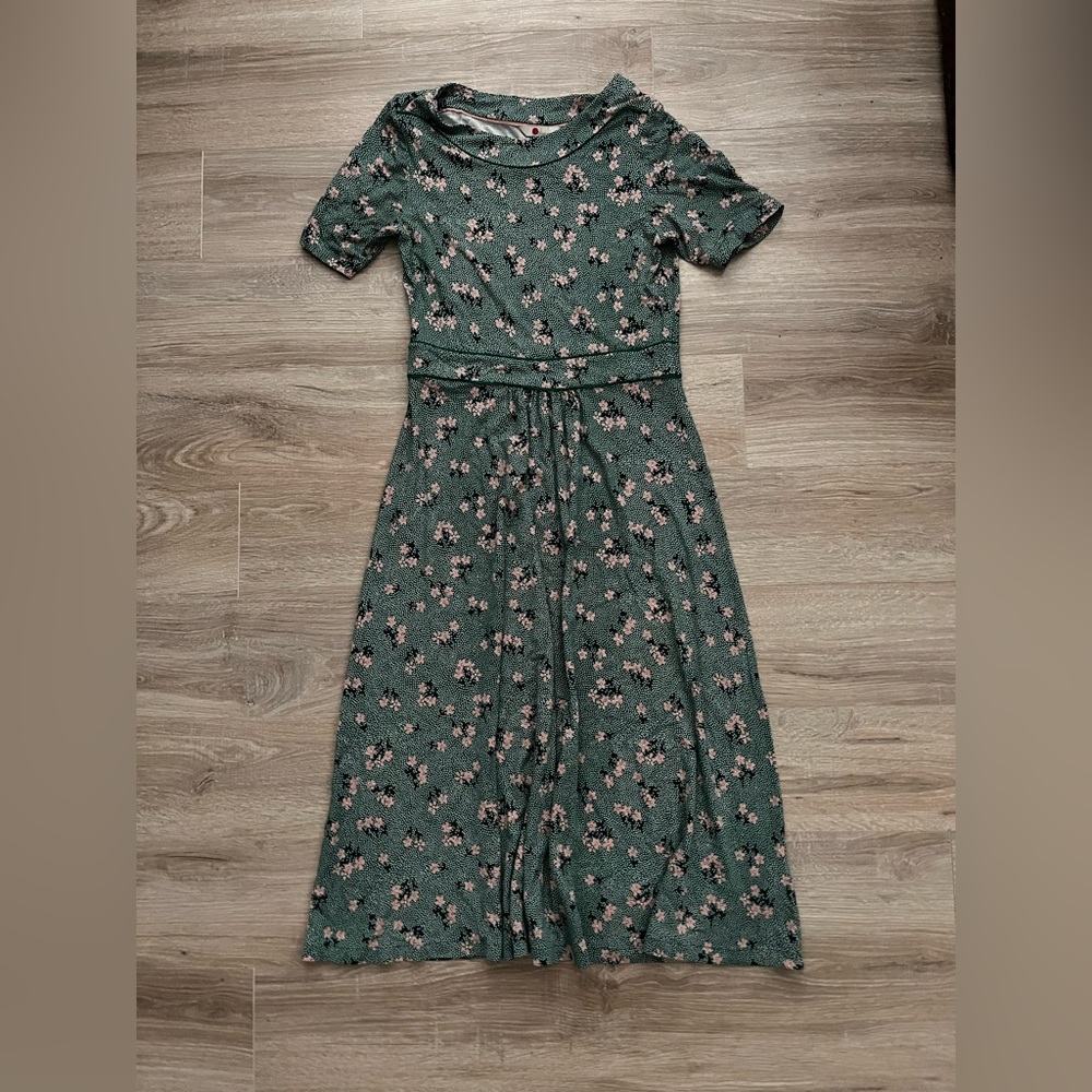 Boden Women’s Ava Jersey Midi Dress Green Floral Short Sleeves - 10P - Picture 3 of 9